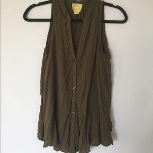 Anthropologie swing sleeveless button down