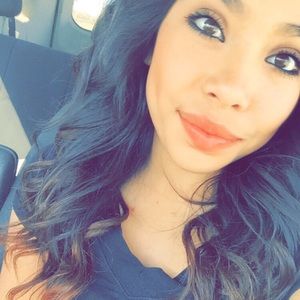 Meet your Posher, Luz