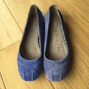 Toms leather ballet flats