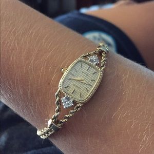Geneve Quartz Swiss gold bracelet watch