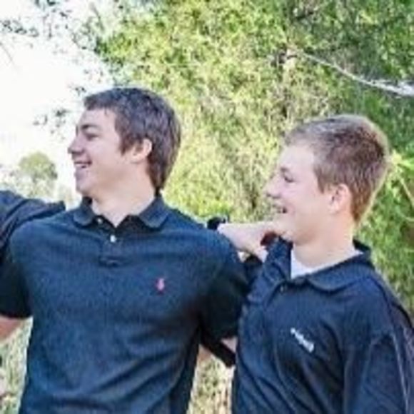 Meet your Posher, Hunter - Picture 1 of 1