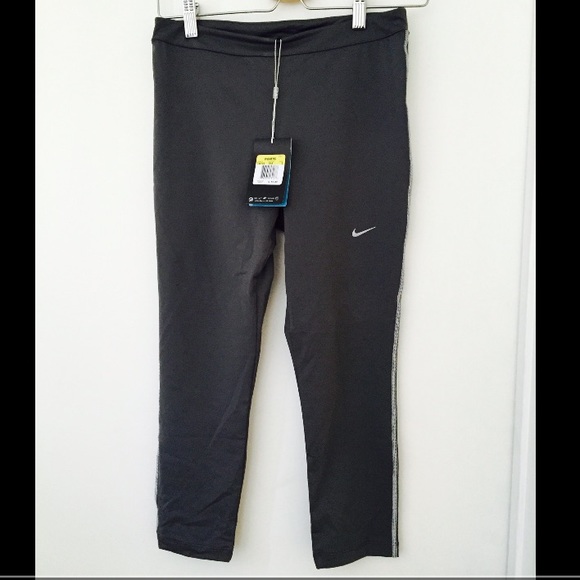 on hold! Nike workout capris