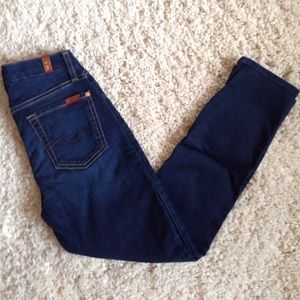 7 for all mankind dark rinse kimmie crop jeans