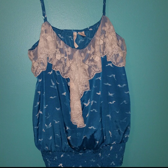 Red Camel top so cute