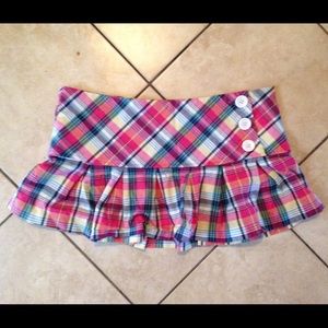 Short "school girl" skirt