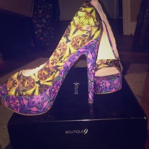 Boutique 9 high high heels