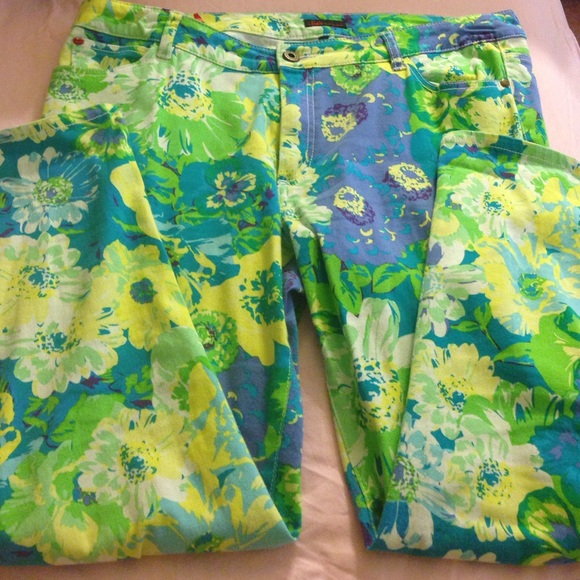 Adorable Floral Patterned Bottoms! - Picture 1 of 1