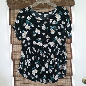 Forever 21 daisy top
