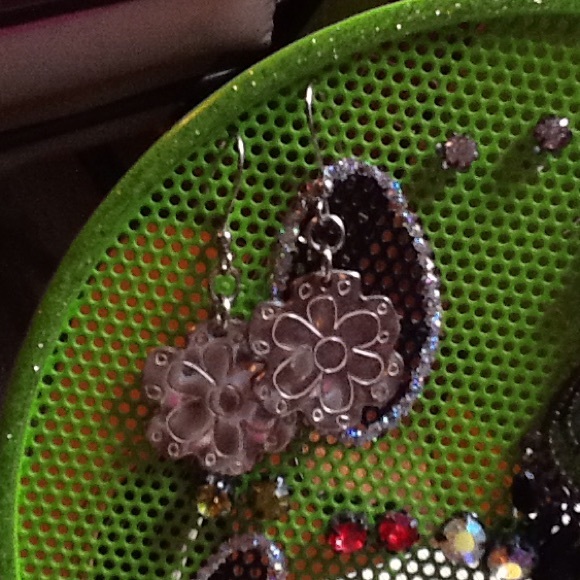 Earring Bundle - Picture 2 of 4