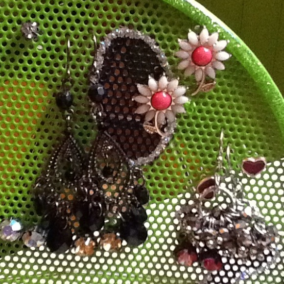 Earring Bundle - Picture 3 of 4