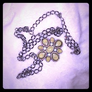 GUESS chain belt💚