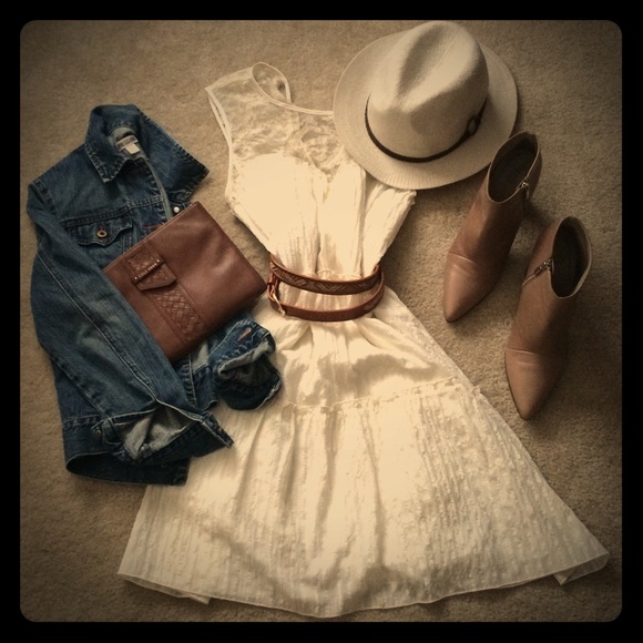 Cream Colored Dress with Lace by Single Dress