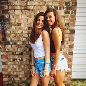 Meet your Posher, Abbey