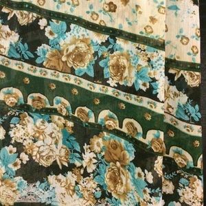 Silky patterned scarf