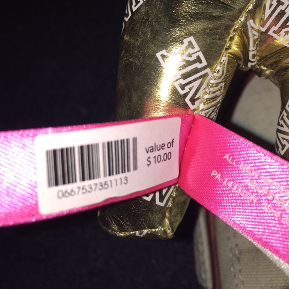 Bundle of two PINK by VS dogs - Picture 2 of 2