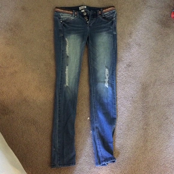 mudd barely worn ripped jeans - Picture 1 of 3