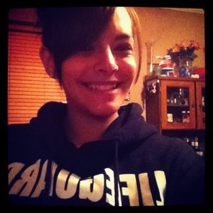 Meet your Posher, Ashley