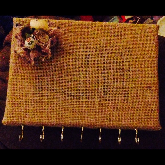 Country sheik jewelry organizer