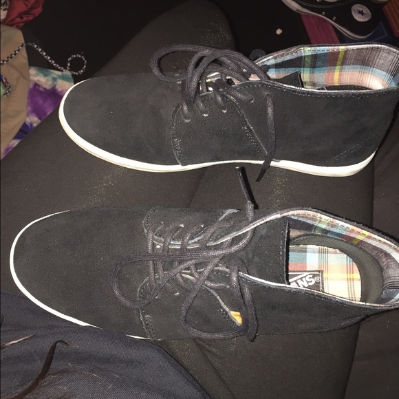 All black vans✳️✳️