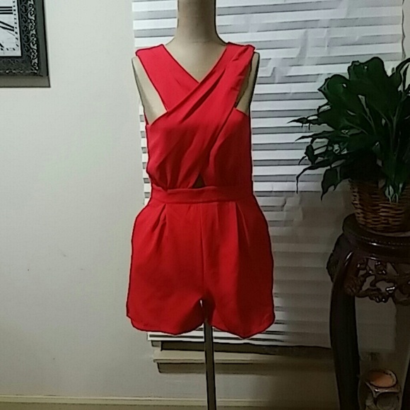 Boutique Other - Boutique Vibrant Red Romper