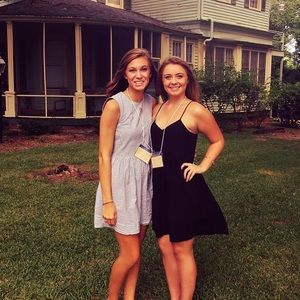 Meet your Posher, Abigail