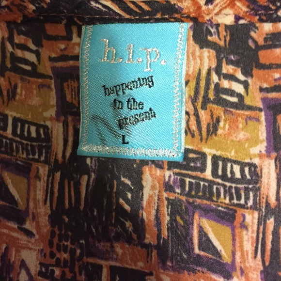 Top - Picture 2 of 4