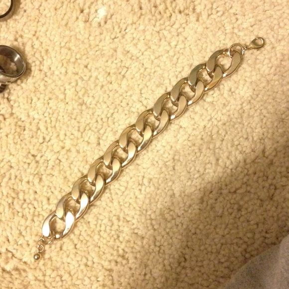 Unisex gold chain link bracelet from Francesca's