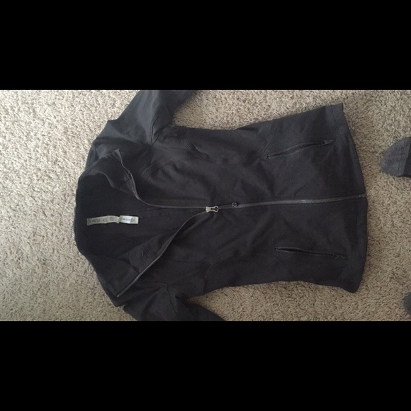 Lulu lemon jacket