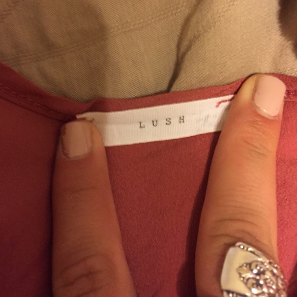 Top - Picture 2 of 2