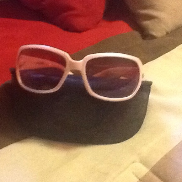 Harley Davidson sun glasses with HD case