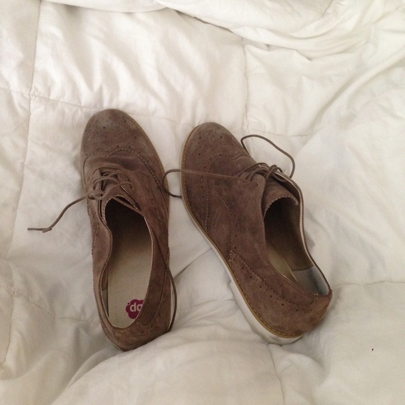 BP Light Brown Oxford Shoes