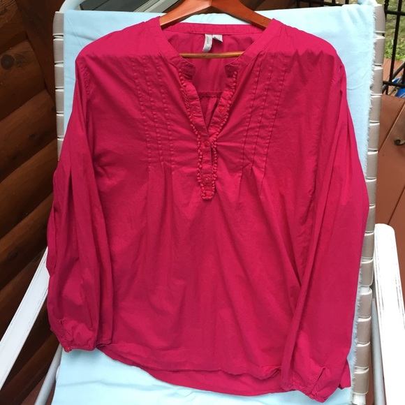 Fuschia colored tunic
