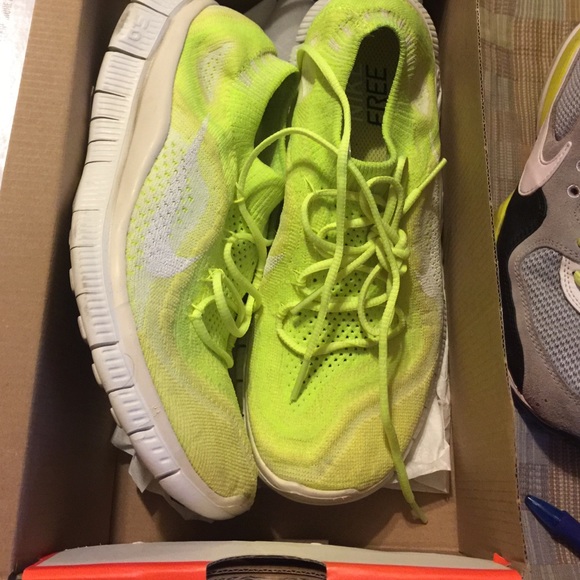 Nike free 5.0 electric green