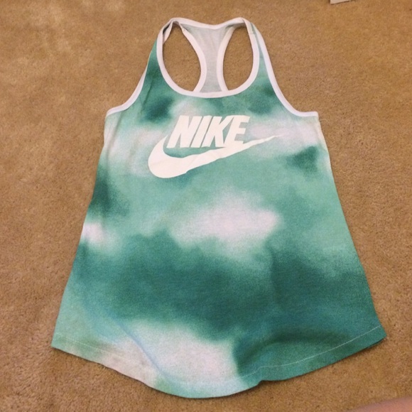 Nike Tops - NIKE PRO NIKE TEE TANKTOP