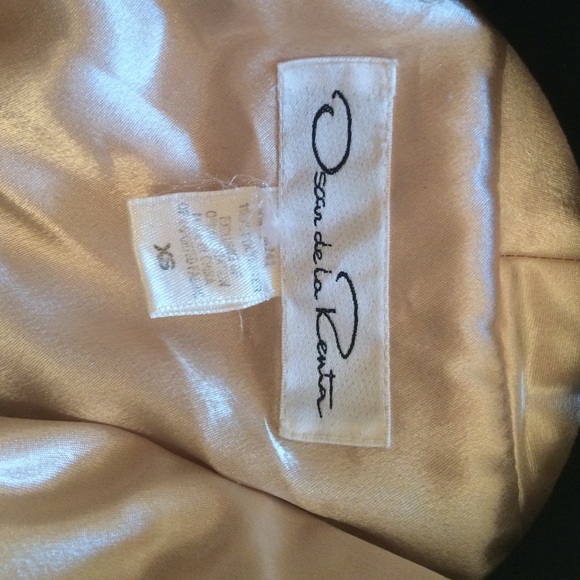Oscar de la Renta Robe - Picture 4 of 4