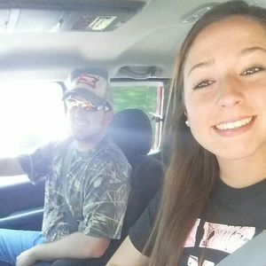 Meet your Posher, Kendra