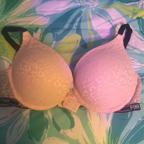 VS PINK bra