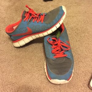 Nike free run size 8.5