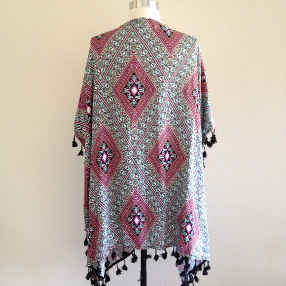 LA Hearts Kaftan - Picture 3 of 4