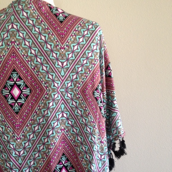 LA Hearts Kaftan - Picture 4 of 4