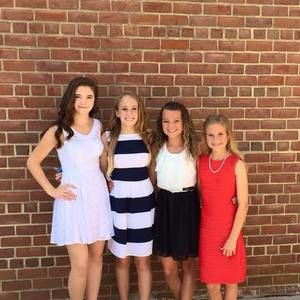 Meet your Posher, Courtney