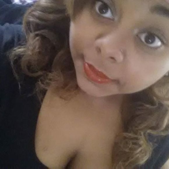 Meet your Posher, Raeven - Picture 1 of 1