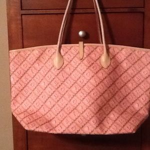 Dooney & Bourke GM