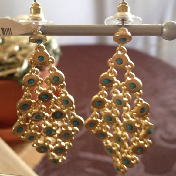 Matte Gold Tone Diamond Shaped Chandelier - Picture 4 of 4