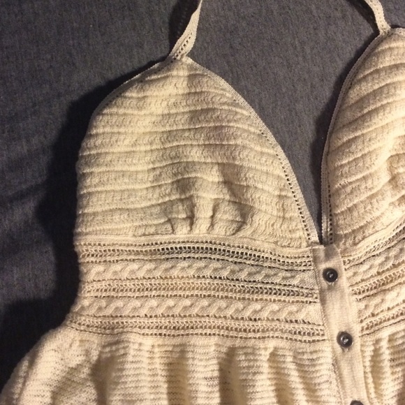 white crotchet ae tank - Picture 2 of 3