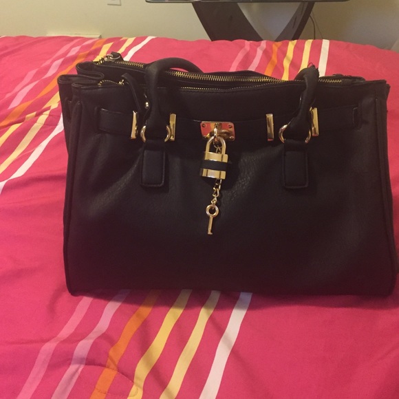 Aldo black purse