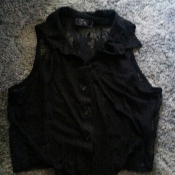Cute black shirt