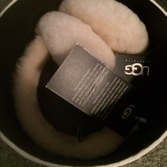 UGG Earmuffs