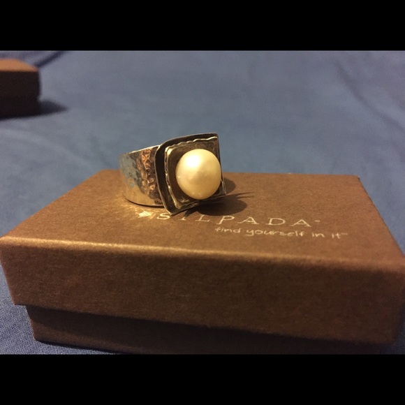 Silpada sterling silver pearl ring