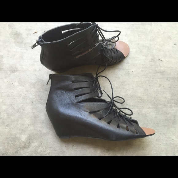 Dolce Vita cut out wedge sandal